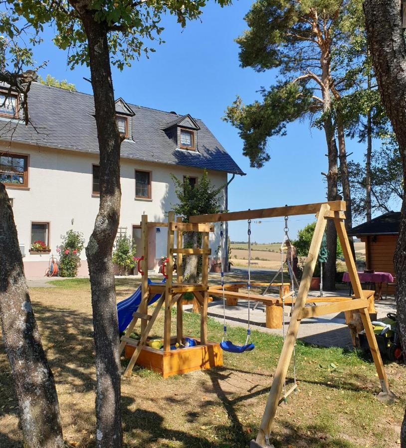 Ferienwohnung Huegelhaus Plutscheid Exterior photo